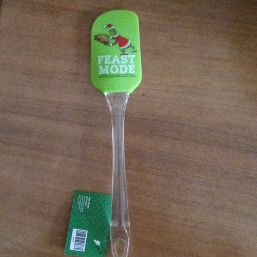 Grinch spatula